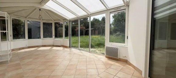 4 Schlafzimmer Haus in Plaisir, France, Nr. 297214 6