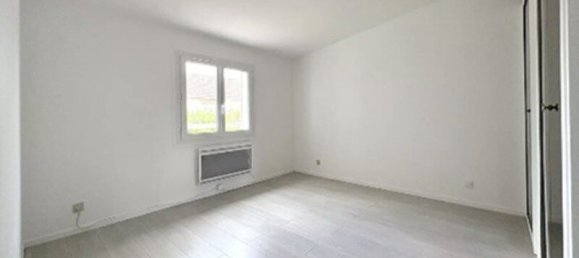 4 Schlafzimmer Haus in Plaisir, France, Nr. 297214 13