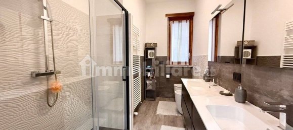 Apartamento de 2 dormitorios en Turin, Italy No. 174436 18