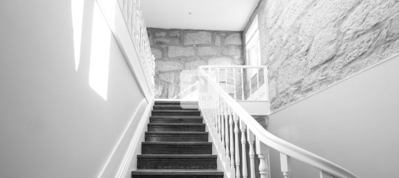 4 bedrooms House in Porto, Portugal No. 113444 7