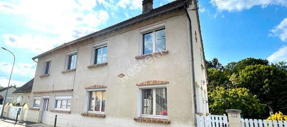 Casa de 3 dormitorios en Valencay, France No. 80273 12