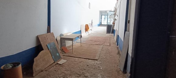 550m² Warehouse in Alessandria, Italy No. 115574 4