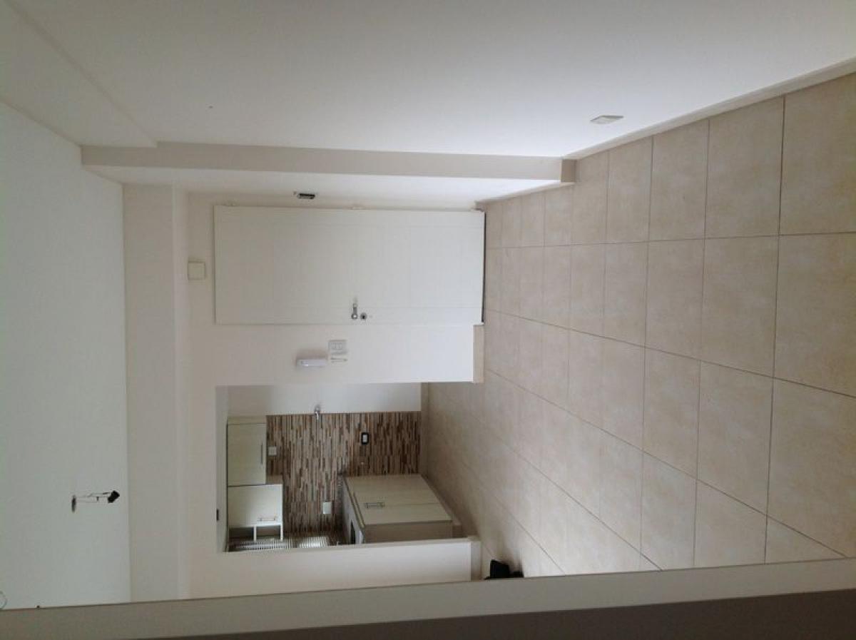 Estudio en Morón, Argentina No. 53173