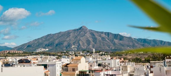 3 bedrooms Duplex in Marbella, Spain No. 24080 2