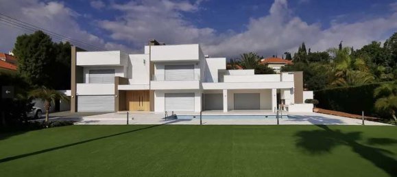 4 bedrooms Commercial property in Agios Tychonas, Cyprus No. 13651 4