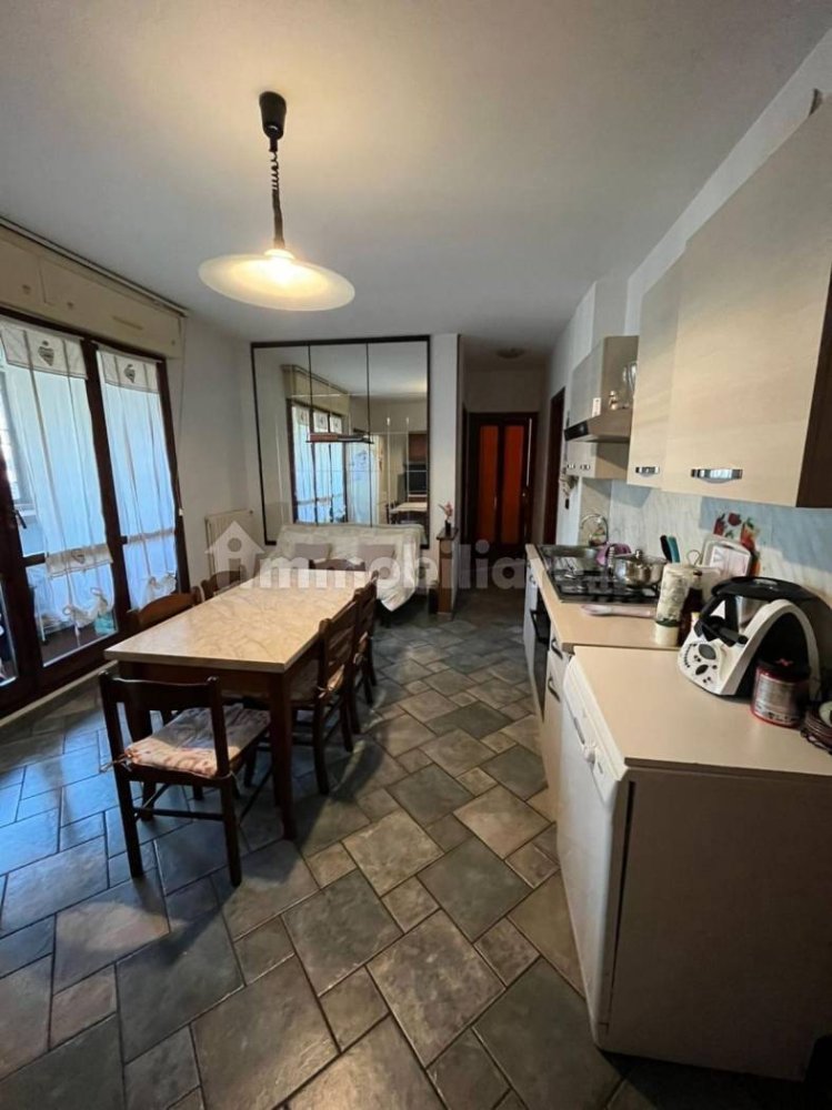 3 bedrooms Apartment in Bologna, Italy No. 383814