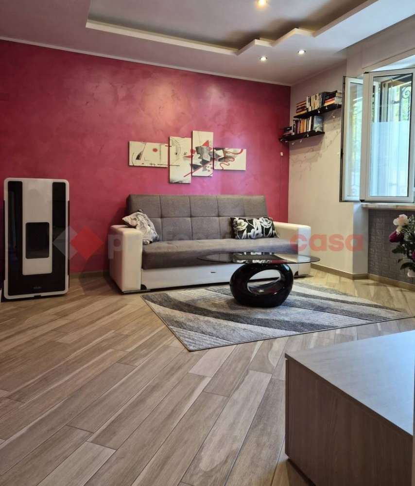 8-Zimmer Haus in Frosinone, Italy, Nr. 261730