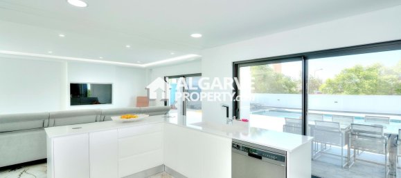 4 bedrooms House in Olhao, Portugal No. 99483 12