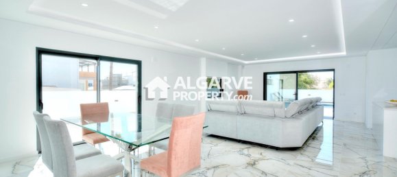 4 bedrooms House in Olhao, Portugal No. 99483 3