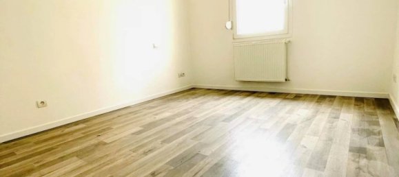 Apartamento de 2 habitaciónes en Cosnes-et-Romain, France No. 99673 10