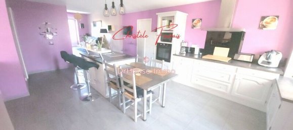 Casa T4 em Bazouges-la-Perouse, France N.º 199566 2