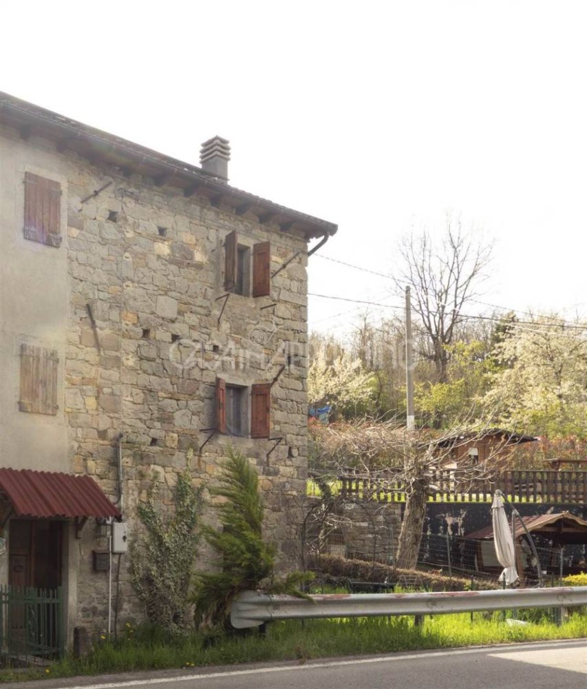 2 bedrooms House in Frassinoro, Italy No. 262721