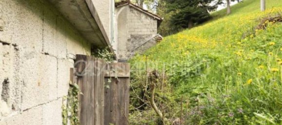 2 bedrooms House in Frassinoro, Italy No. 262721 22