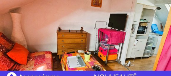 Studio in Tours, France No. 90349 8