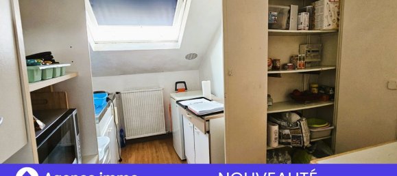 Studio in Tours, France No. 90349 10