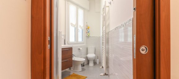 3 bedrooms Apartment in Bologna, Italy No. 318764 14