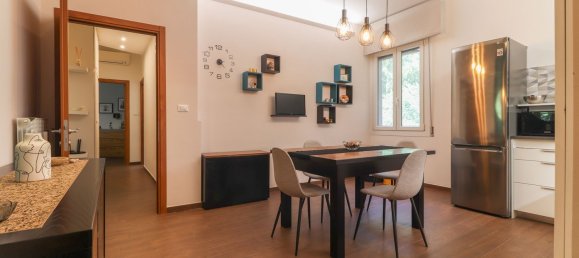 3 bedrooms Apartment in Bologna, Italy No. 318764 2