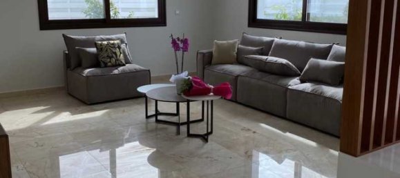 4 bedrooms Villa in Pegeia, Cyprus No. 20466 3