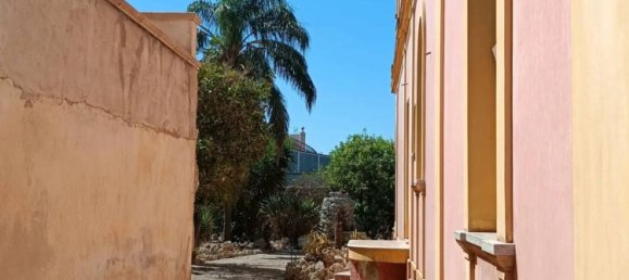 Villa de 11 dormitorios en Gagliano del Capo, Italy No. 358635 2