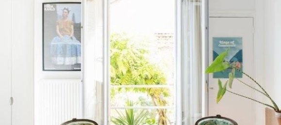 1 bedroom Apartment in Montreuil, France No. 143503 2