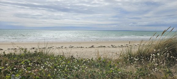  Land in Manche, France No. 293170 2