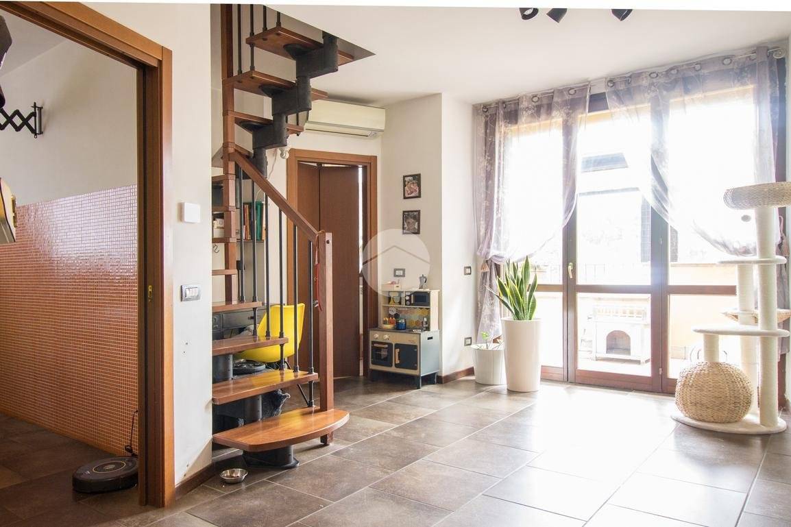 2 غرف نوم شقة في Garbagnate Milanese, Italy رقم 360222