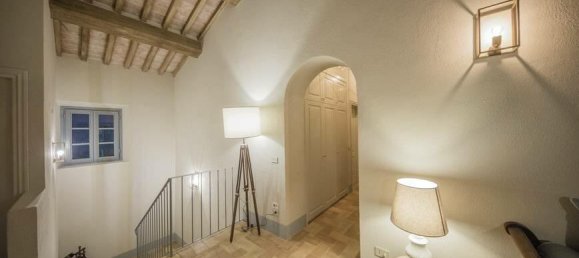 8 bedrooms House in Pienza, Italy No. 56433 4