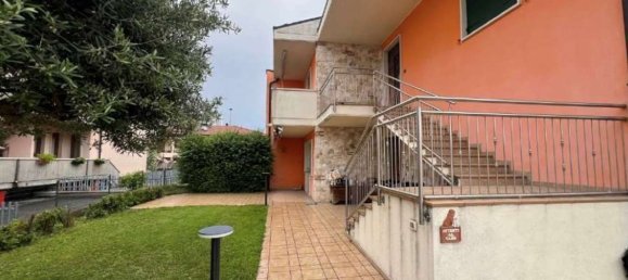 7 غرف نوم شقة في Belfiore, Italy رقم 371070 2