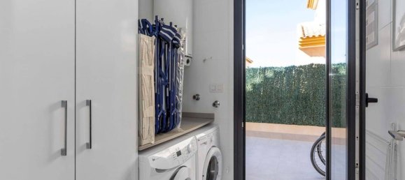 5 Schlafzimmer Haus in Torrevieja, Spain, Nr. 158898 23