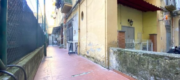 5-Zimmer Wohnung in Naples, Italy, Nr. 31603 15