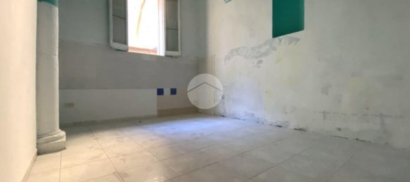 5-Zimmer Wohnung in Naples, Italy, Nr. 31603 9