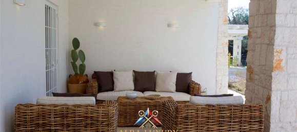 Casa de 4 dormitorios en Ostuni, Italy No. 102406 12