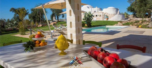 Casa de 4 dormitorios en Ostuni, Italy No. 102406 11