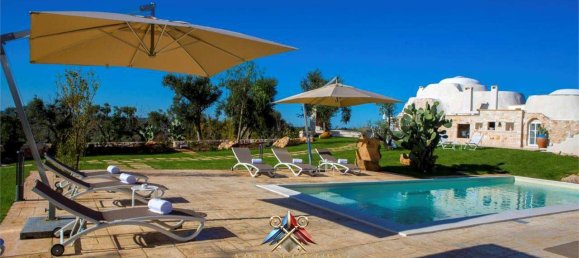 Casa de 4 dormitorios en Ostuni, Italy No. 102406 2