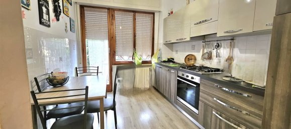 4 rooms Apartment in Massa, Italy No. 329366 6