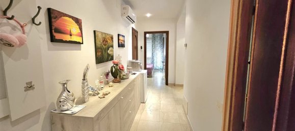 4 rooms Apartment in Massa, Italy No. 329366 8
