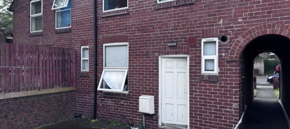  House in Sheffield, United Kingdom No. 1834 11