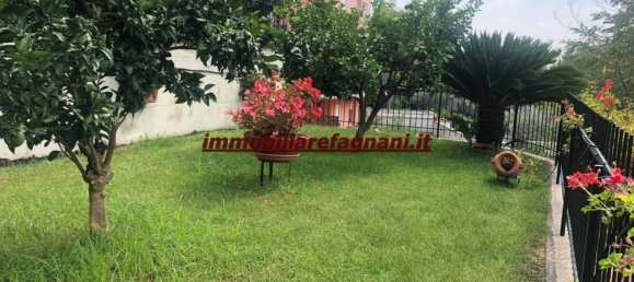 5 bedrooms Villa in Velletri, Italy No. 136971 2