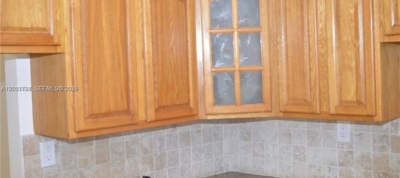 1 Schlafzimmer Gewerbliche Immobilien in Miami, USA, Nr. 614897 9