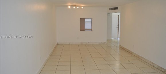 1 Schlafzimmer Gewerbliche Immobilien in Miami, USA, Nr. 614897 2