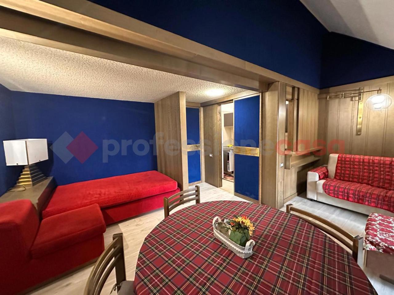 3 rooms Apartment in Pescasseroli, Italy No. 144906