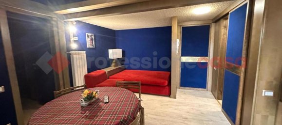 3 rooms Apartment in Pescasseroli, Italy No. 144906 2