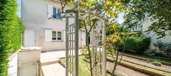 Casa de 3 dormitorios en Vitry-sur-Seine, France No. 294864 2