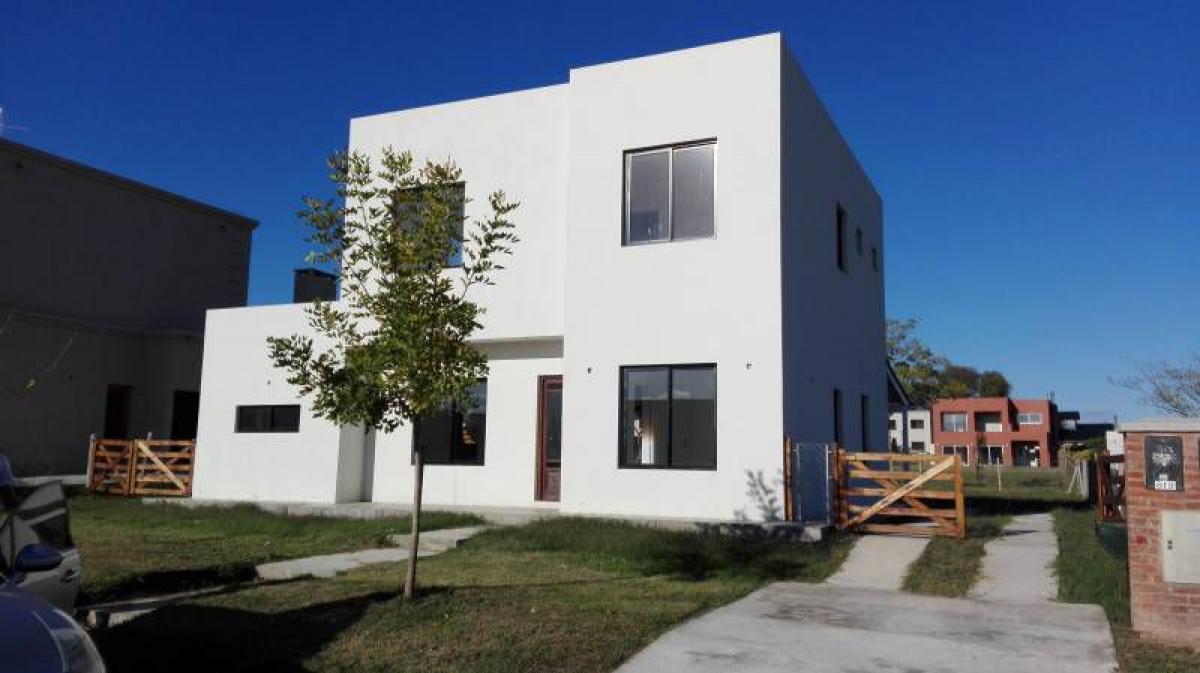 4 bedrooms House in Pilar, Argentina No. 99329