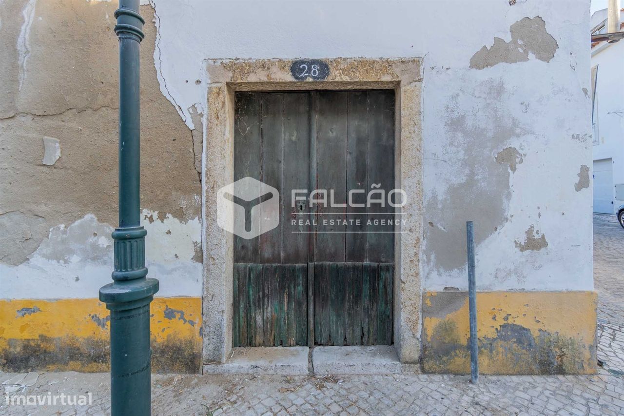 75m² Garage in Golega, Portugal No. 302686