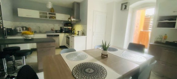 Apartamento de 3 dormitorios en Albertville, France No. 322457 2