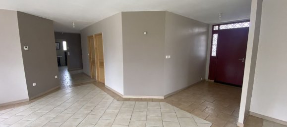 4 bedrooms House in Vienne, France No. 335763 2