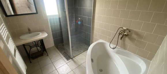 4 bedrooms House in Vienne, France No. 335763 4