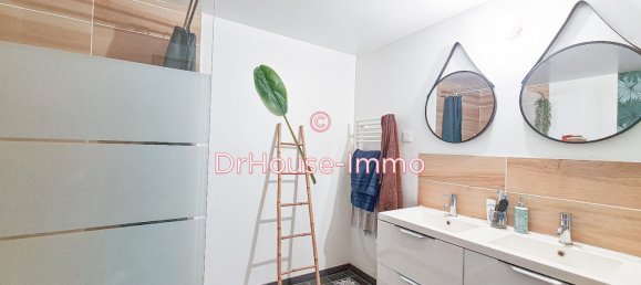 4 bedrooms House in Monnaie, France No. 155966 6