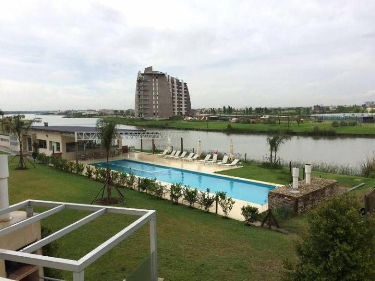 Studio in Tigre, Argentina, Nr. 1472